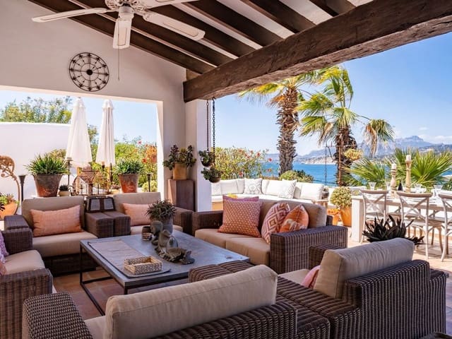 Chalet de 5 habitaciones en Moraira, Teulada-Moraira en venta con piscina garaje - 3.995.000 € (Ref: 8800559)