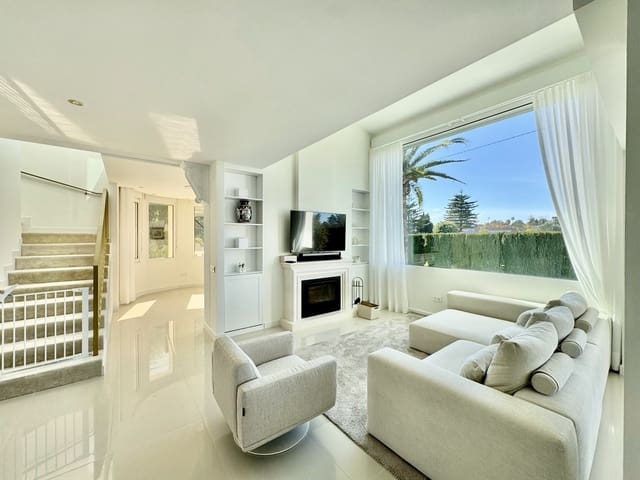 5 bedroom Villa for sale in La Xara, Dénia with pool garage - € 2,150,000 (Ref: 8842586)