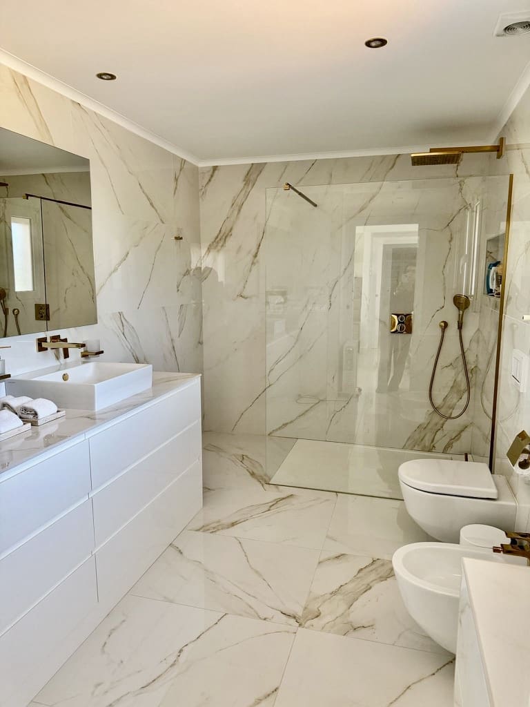 5 bedroom Villa for sale in La Xara with pool garage - € 2,150,000 (Ref: 8842586)