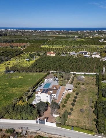 5 bedroom Villa for sale in La Xara, Dénia with pool garage - € 2,150,000 (Ref: 8842586)