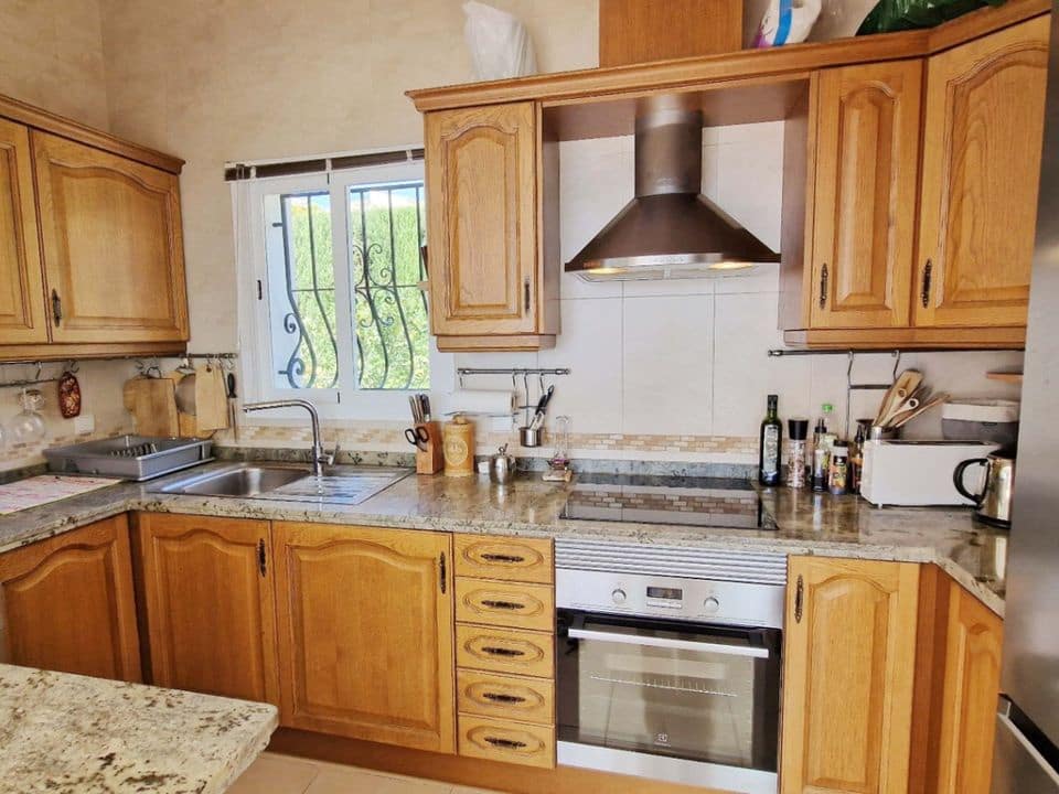 5 quarto Moradia para venda em Cumbre del Sol com piscina garagem - 690 000 € (Ref: 8842587)