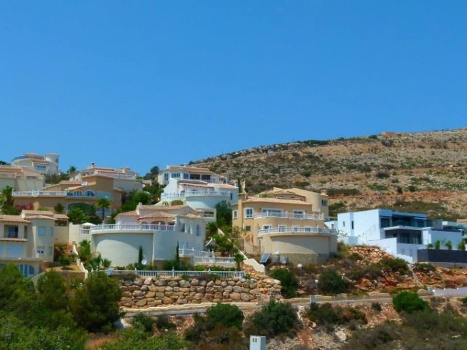 5 quarto Moradia para venda em Cumbre del Sol com piscina garagem - 690 000 € (Ref: 8842587)