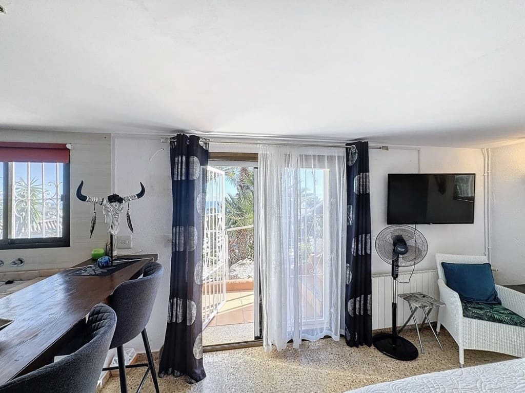 3 slaapkamer Villa te koop in Benitachell / Benitatxell met zwembad garage - € 420.000 (Ref: 8885600)