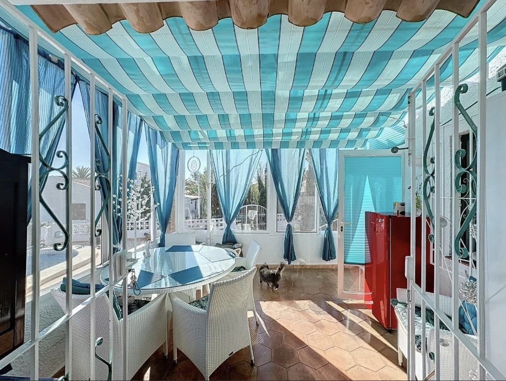 3 slaapkamer Villa te koop in Benitachell / Benitatxell met zwembad garage - € 420.000 (Ref: 8885600)