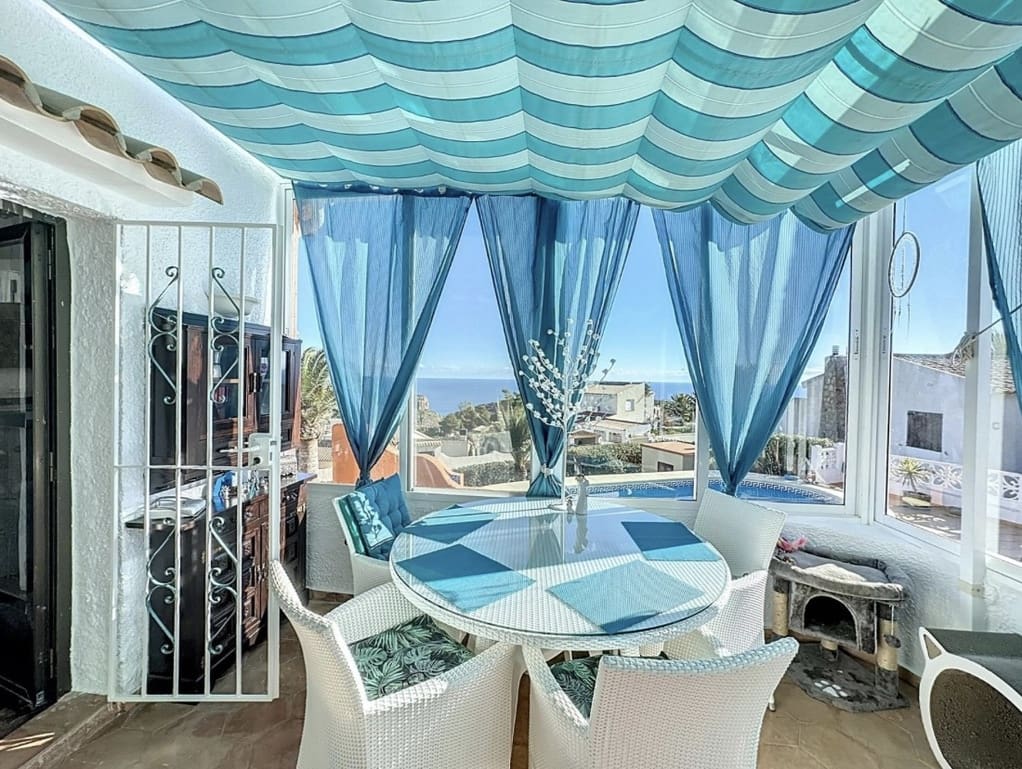 3 slaapkamer Villa te koop in Benitachell / Benitatxell met zwembad garage - € 420.000 (Ref: 8885600)