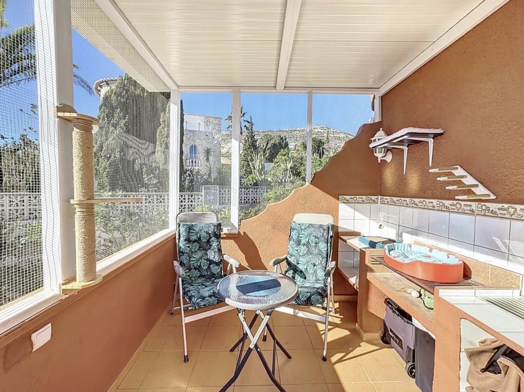 3 slaapkamer Villa te koop in Benitachell / Benitatxell met zwembad garage - € 420.000 (Ref: 8885600)