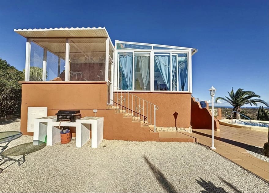 3 slaapkamer Villa te koop in Benitachell / Benitatxell met zwembad garage - € 420.000 (Ref: 8885600)