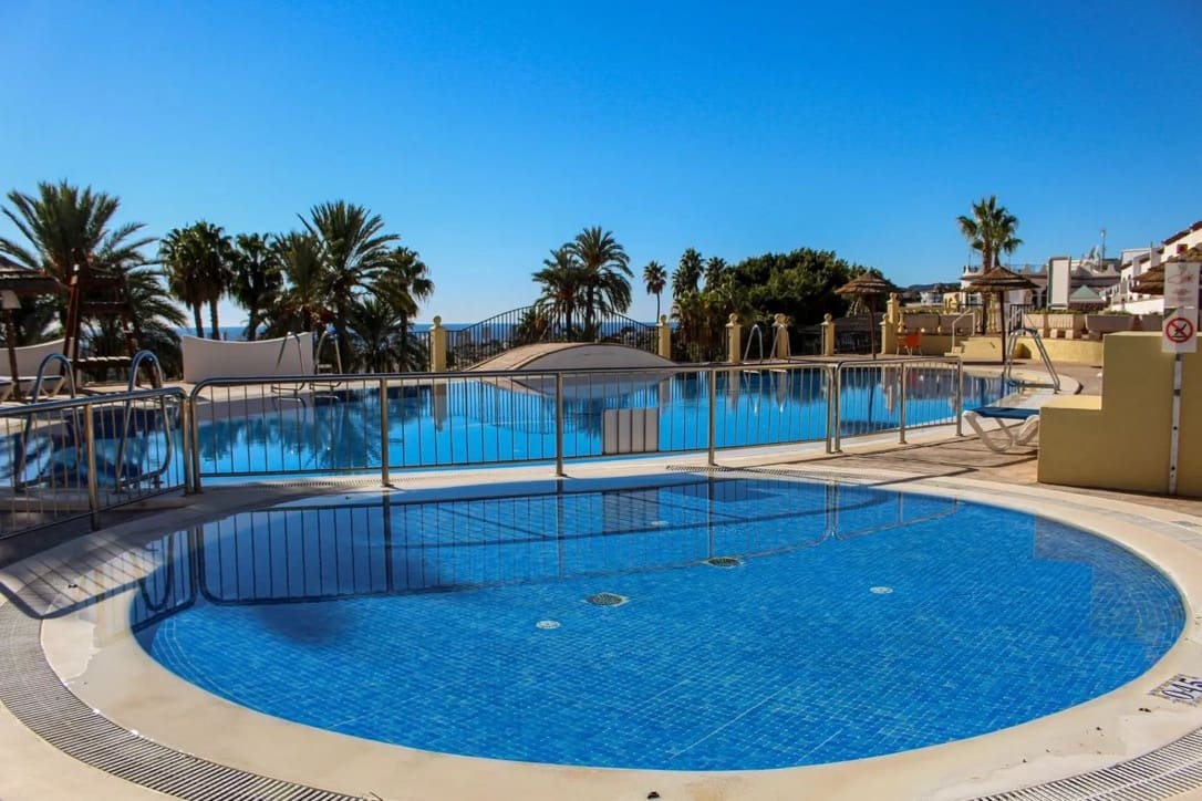 1 Zimmer Bungalow zu verkaufen in Calpe / Calp mit Pool Garage - 175.000 € (Ref: 8930194)