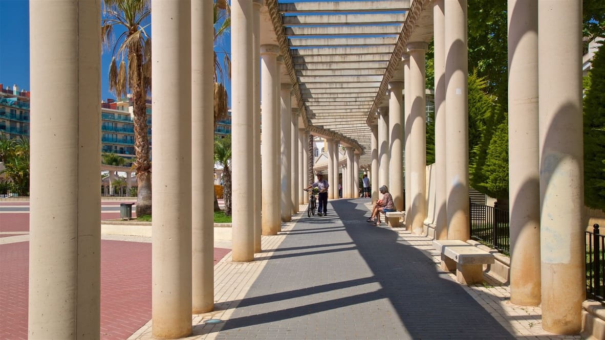 3 bedroom Apartment for sale in Calpe / Calp with garage - € 904,000 (Ref: 8930195)