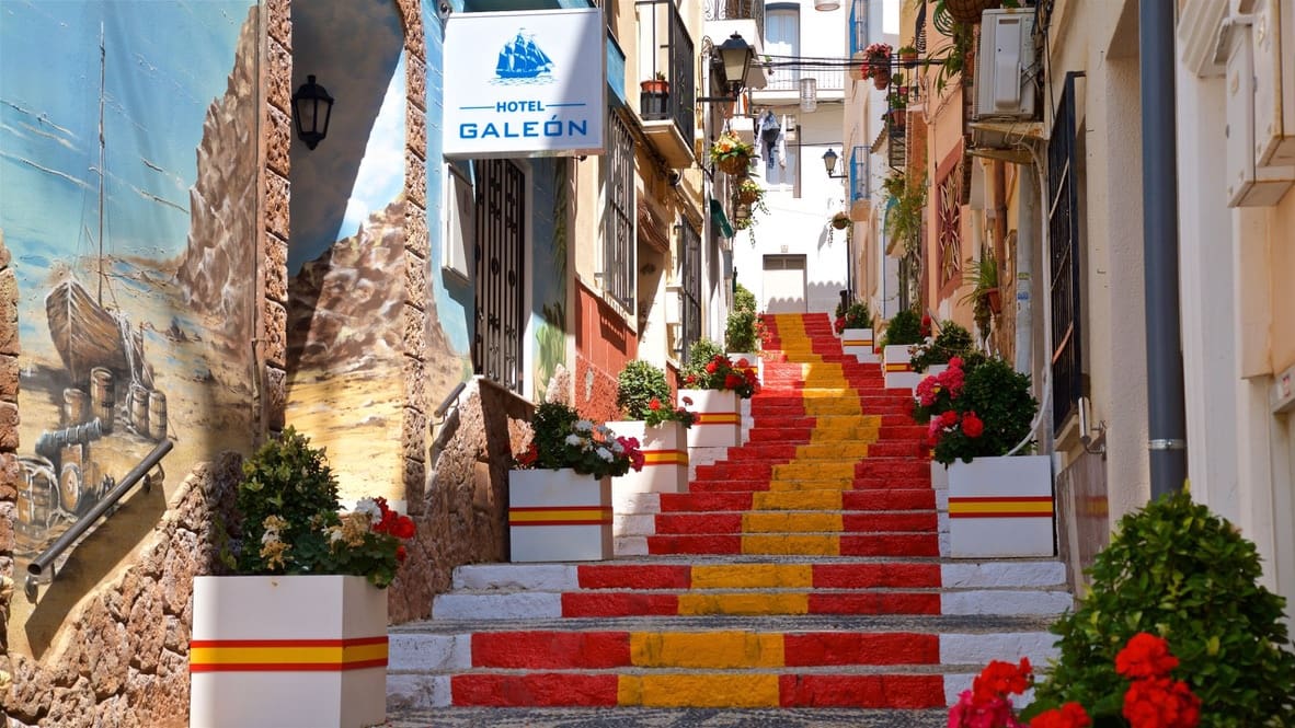 3 bedroom Apartment for sale in Calpe / Calp with garage - € 673,000 (Ref: 8939842)