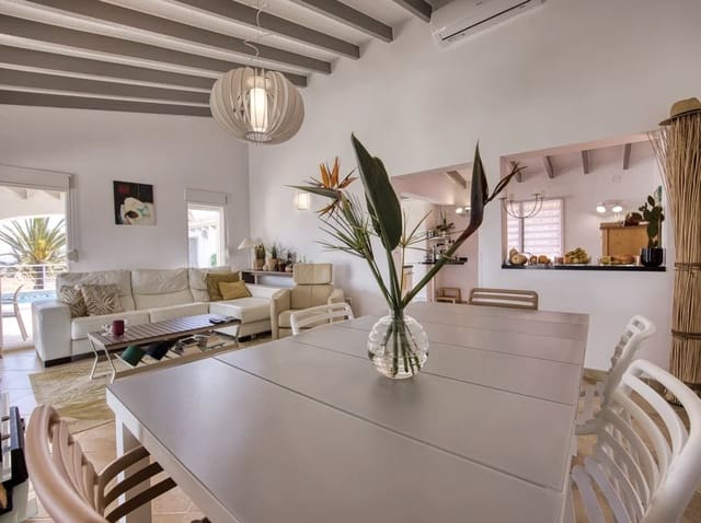 Chalet de 5 habitaciones en Monte Pego, Pego en venta con piscina garaje - 875.000 € (Ref: 9041861)