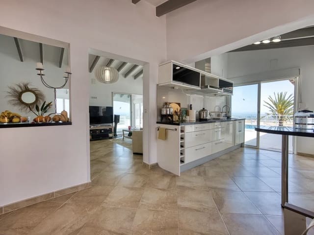 Chalet de 5 habitaciones en Monte Pego, Pego en venta con piscina garaje - 875.000 € (Ref: 9041861)