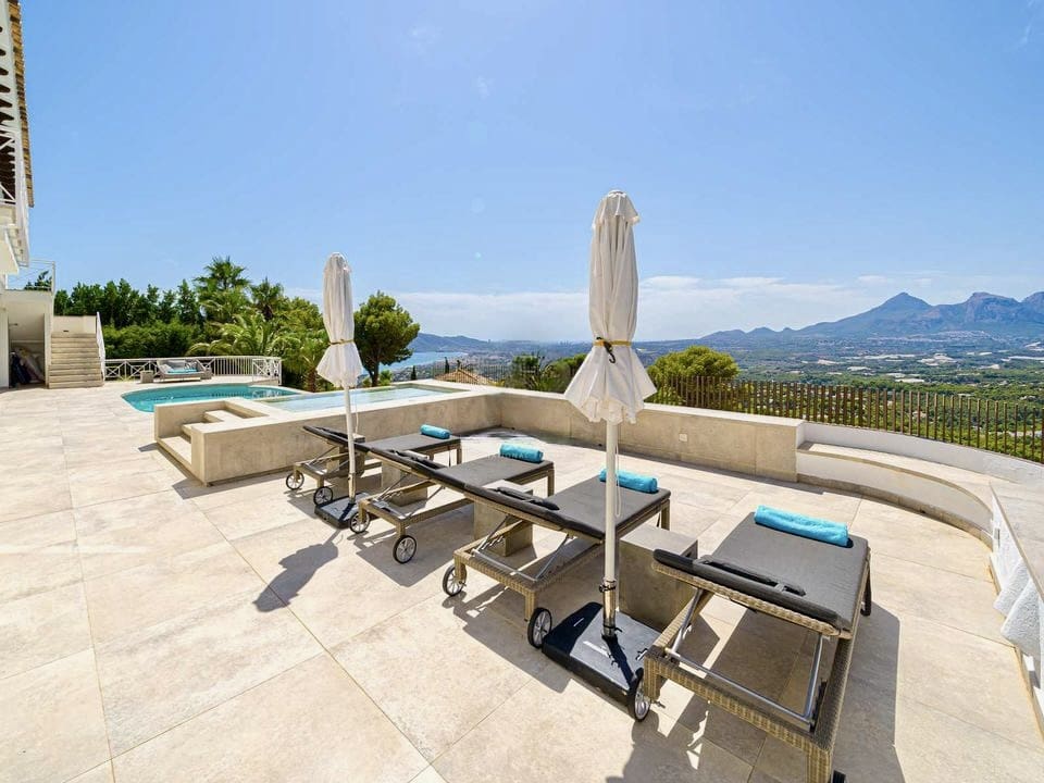 8 sypialnia Willa na sprzedaż w Altea la Vella z basenem garażem - 2 645 000 € (Ref: 9041863)