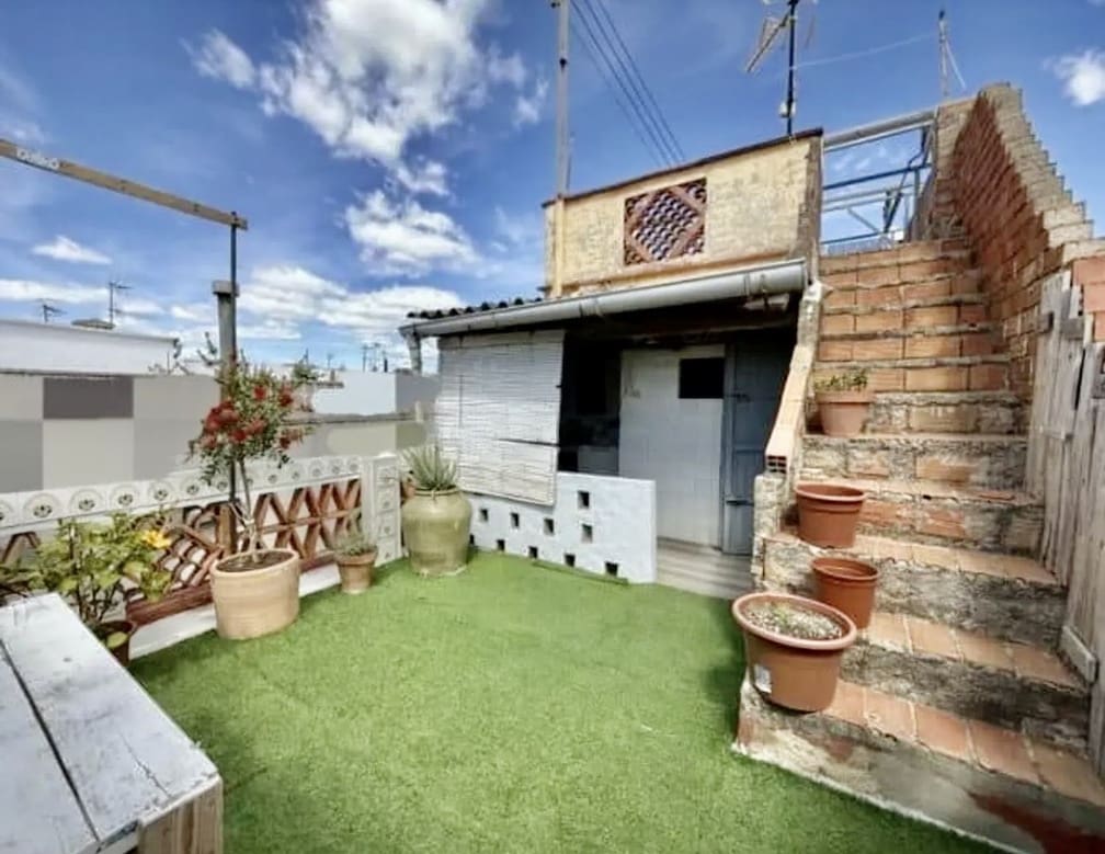 5 soverom Hus til salgs i Bellreguard med garasje - € 159 000 (Ref: 9041864)