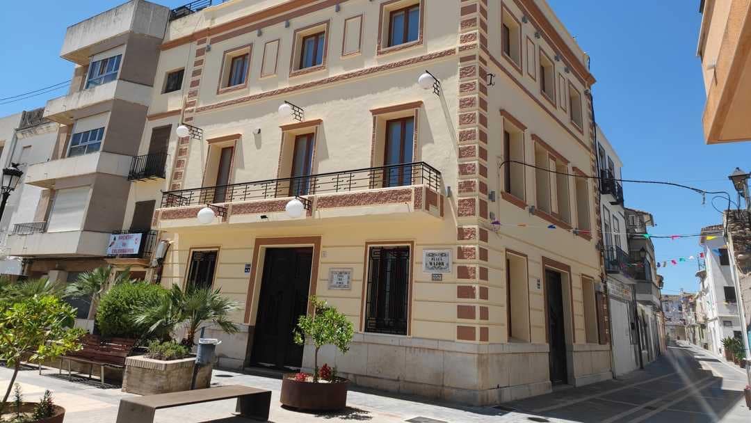 5 soverom Hus til salgs i Bellreguard med garasje - € 159 000 (Ref: 9041864)