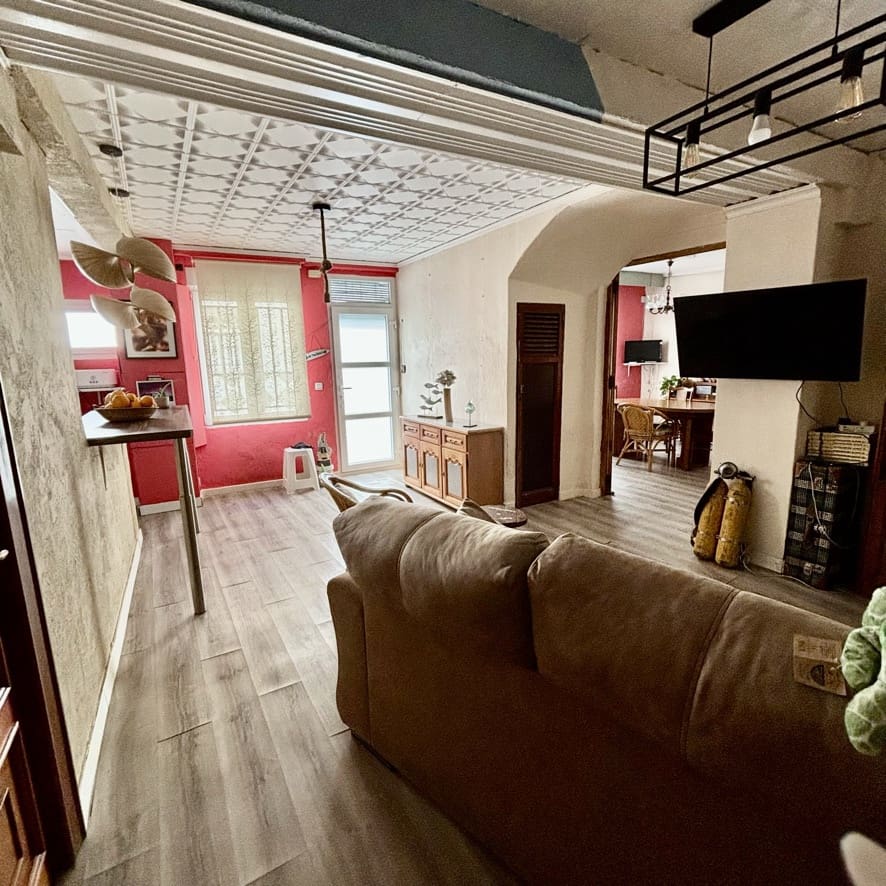 5 soverom Hus til salgs i Bellreguard med garasje - € 159 000 (Ref: 9041864)