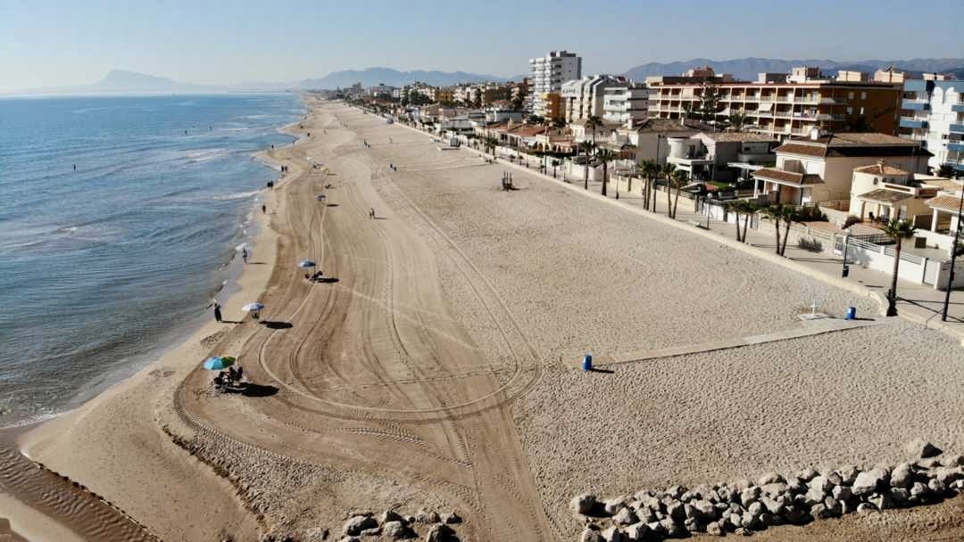 5 soverom Hus til salgs i Bellreguard med garasje - € 159 000 (Ref: 9041864)