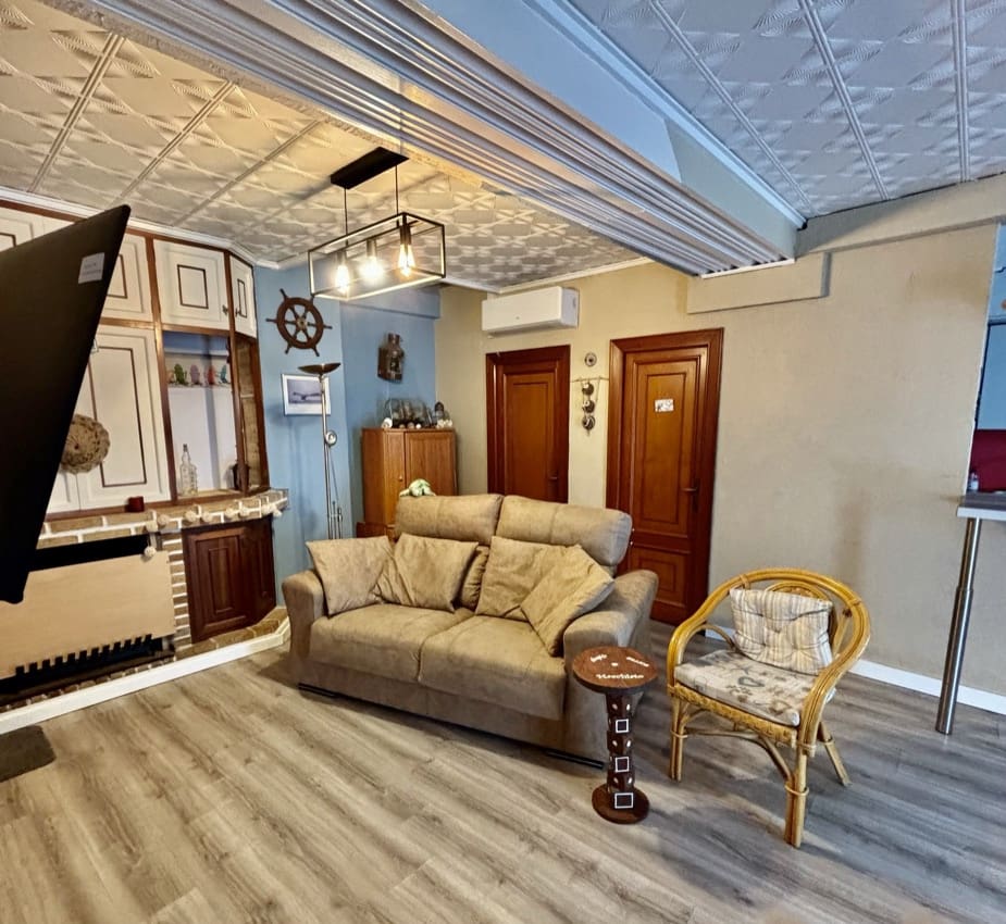 5 soverom Hus til salgs i Bellreguard med garasje - € 159 000 (Ref: 9041864)