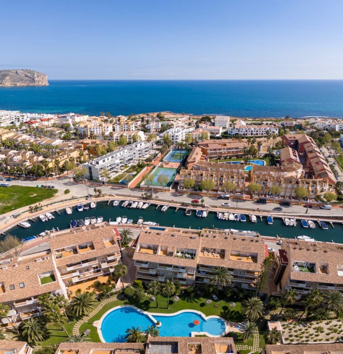 4 sypialnia Apartament na sprzedaż w Arenal z basenem garażem - 599 000 € (Ref: 9041865)