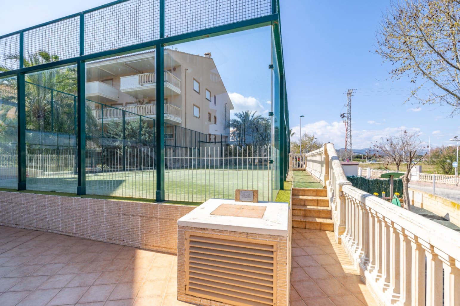 4 sypialnia Apartament na sprzedaż w Arenal z basenem garażem - 599 000 € (Ref: 9041865)