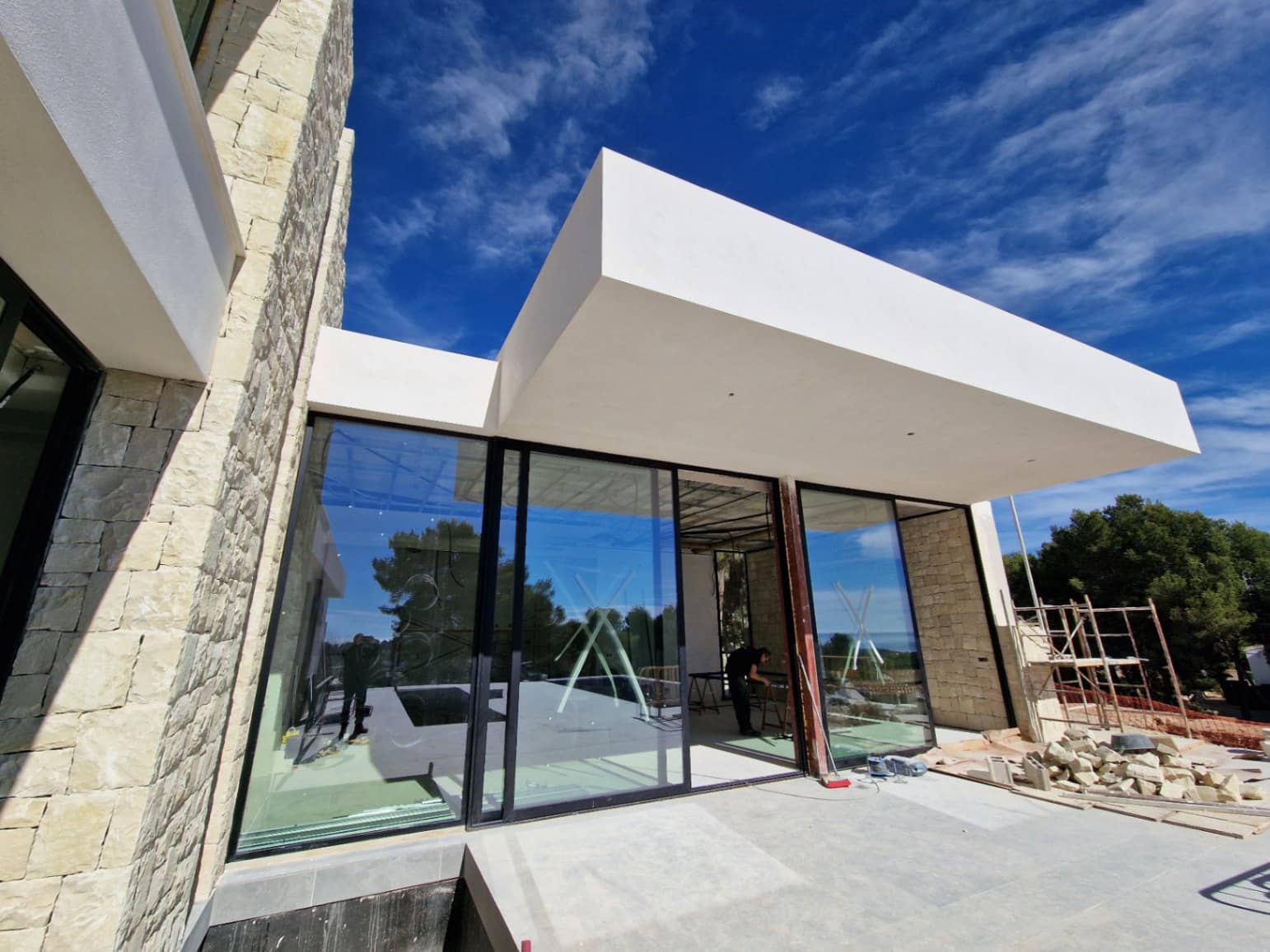 4 bedroom Villa for sale in Moraira with pool garage - € 1,750,000 (Ref: 9041872)