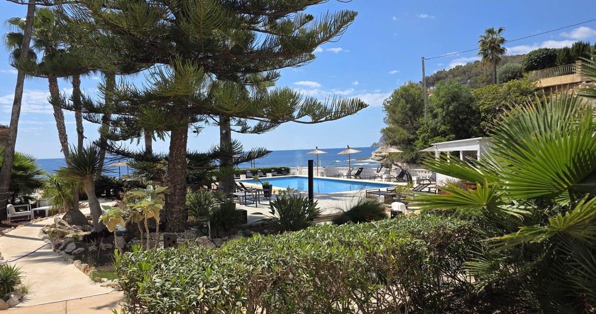 9 soveværelse Hotel til salg i Benissa med swimmingpool garage - € 5.200.000 (Ref: 9074635)