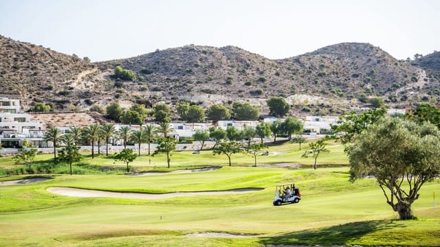 3 sypialnia Willa na sprzedaż w Monforte del Cid z basenem - 489 000 € (Ref: 9142583)