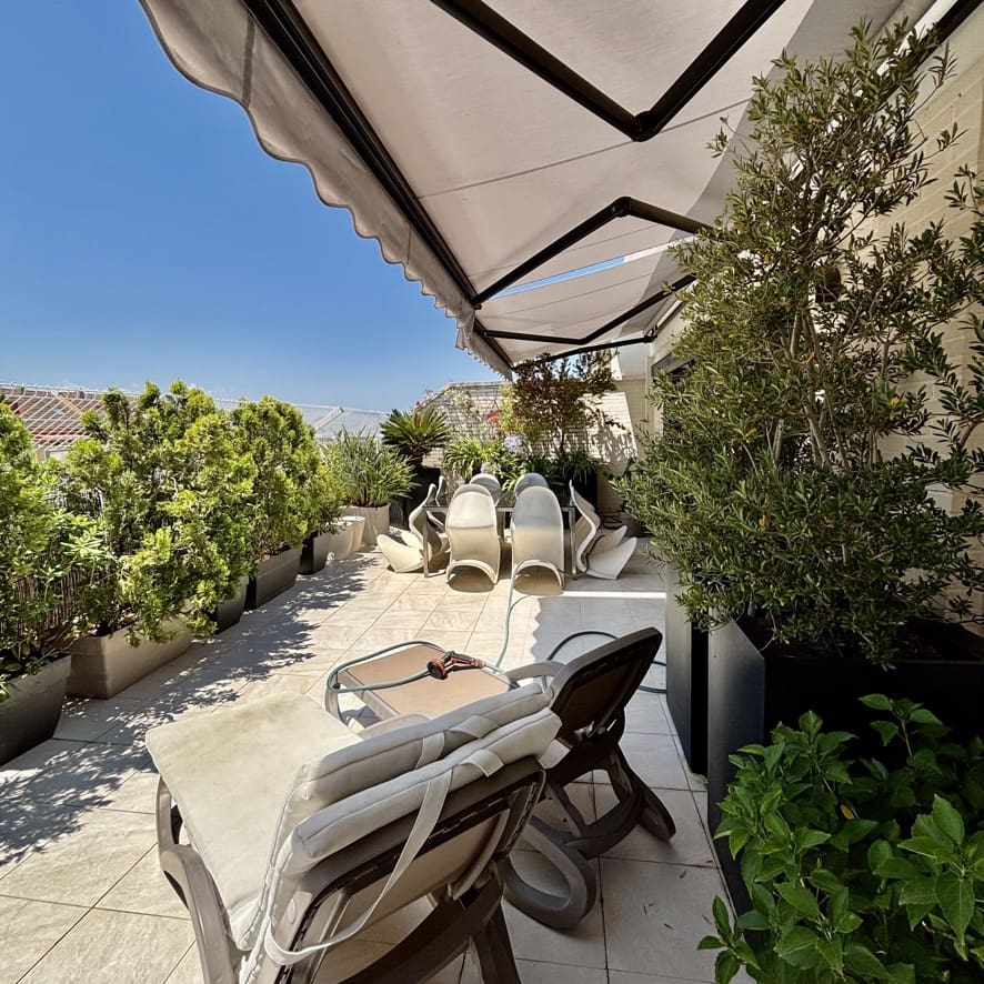 4 slaapkamer Penthouse te koop in Denia met garage - € 1.100.000 (Ref: 9143313)