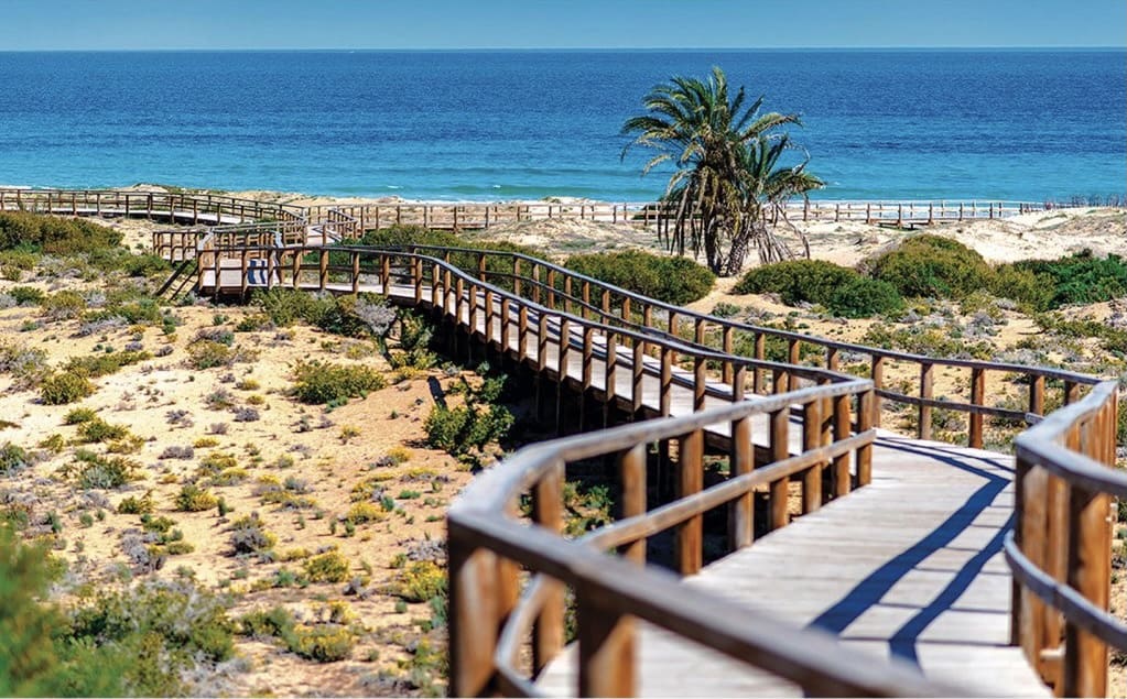 2 bedroom Apartment for sale in Alicante / Alacant city with garage - € 245,000 (Ref: 9177579)