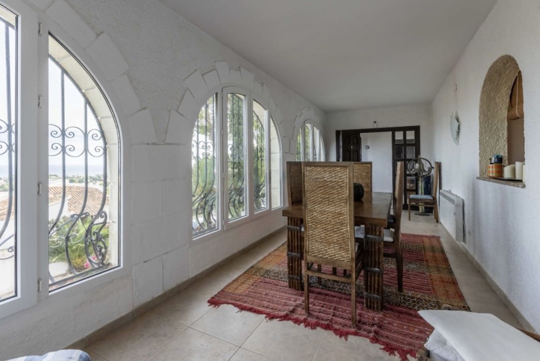 5 camera da letto Villa in vendita in Denia con piscina garage - 895.000 € (Rif: 9299051)