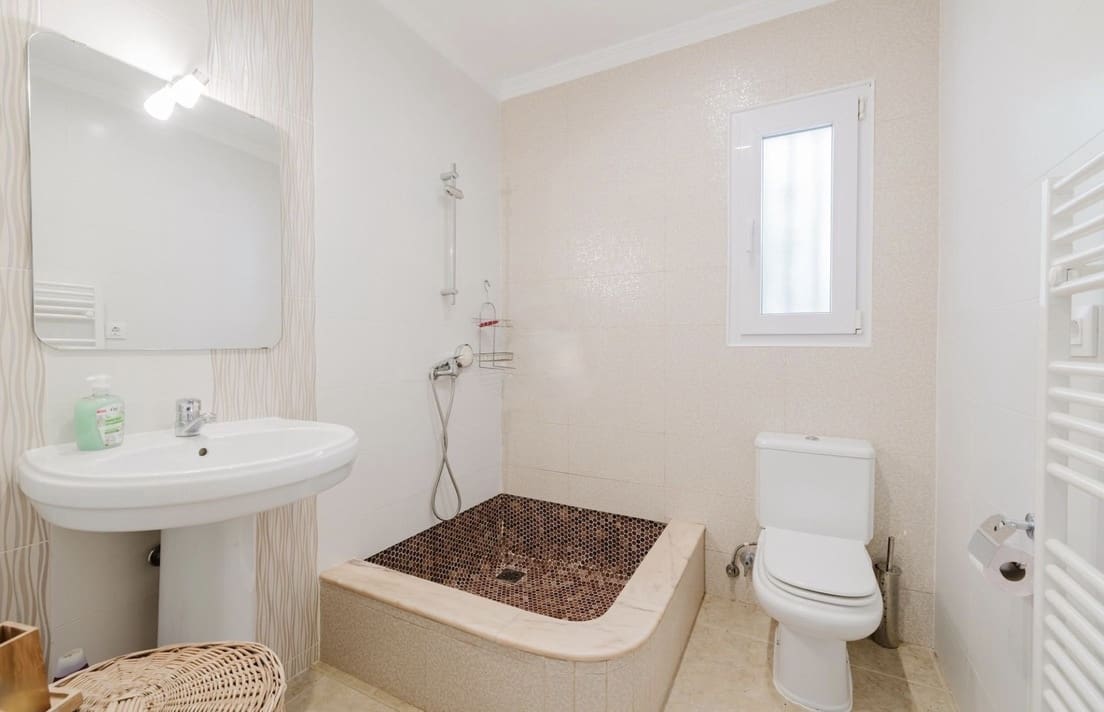 5 camera da letto Villa in vendita in Denia con piscina garage - 895.000 € (Rif: 9299051)