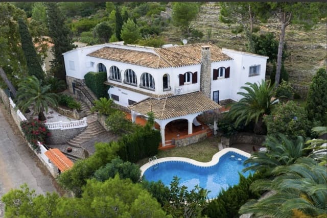 5 camera da letto Villa in vendita in Dénia con piscina garage - 895.000 € (Rif: 9299051)