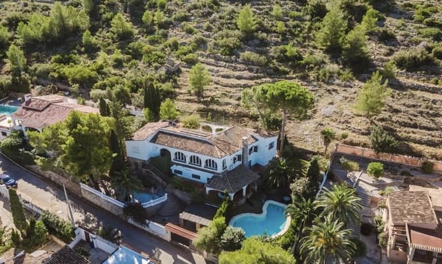 5 camera da letto Villa in vendita in Dénia con piscina garage - 895.000 € (Rif: 9299051)