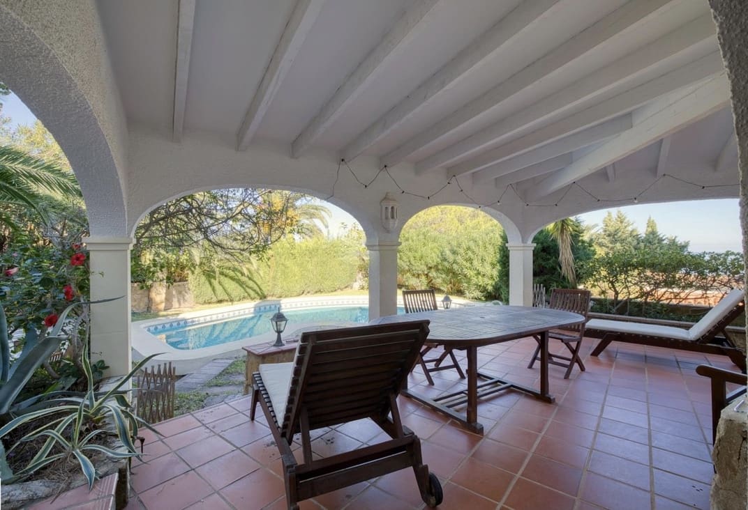 5 camera da letto Villa in vendita in Denia con piscina garage - 895.000 € (Rif: 9299051)