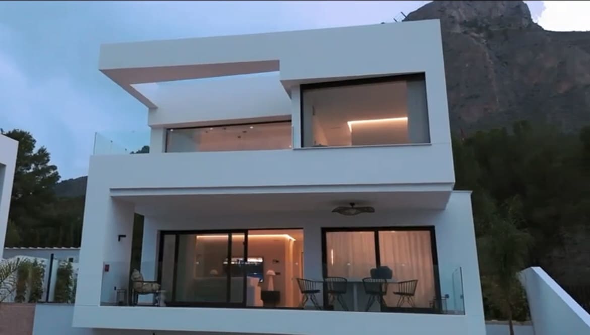 3 camera da letto Villa in vendita in Polop con piscina garage - 860.000 € (Rif: 9337210)