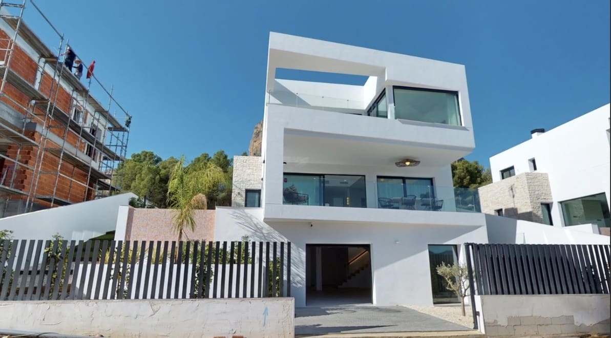 3 camera da letto Villa in vendita in Polop con piscina garage - 860.000 € (Rif: 9337210)