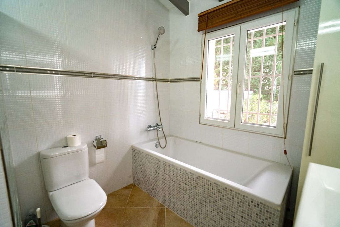 5 chambre Villa/Maison à vendre à Pego avec piscine garage - 895 000 € (Ref: 9343081)