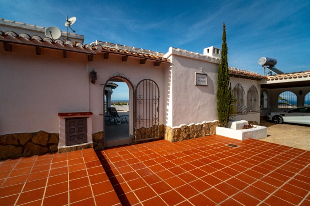 5 chambre Villa/Maison à vendre à Pego avec piscine garage - 895 000 € (Ref: 9343081)