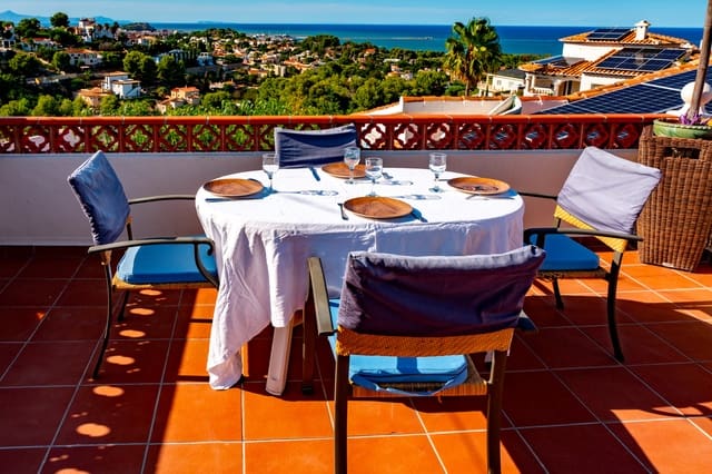 4 camera da letto Villa in vendita in Dénia con piscina garage - 527.500 € (Rif: 9386933)