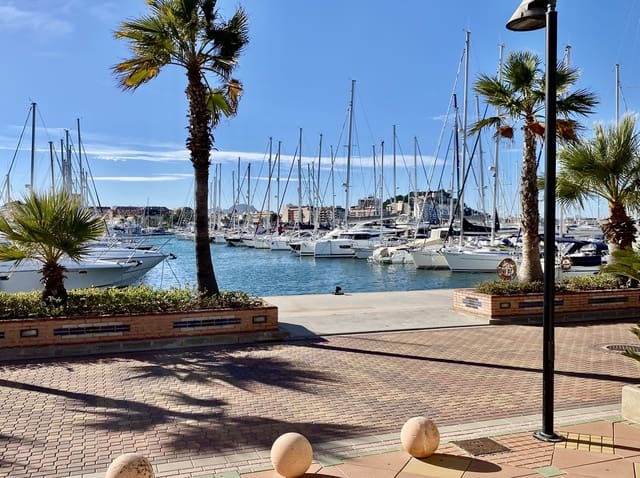 4 soverom Villa til salgs i Dénia med svømmebasseng garasje - € 527 000 (Ref: 9386933)