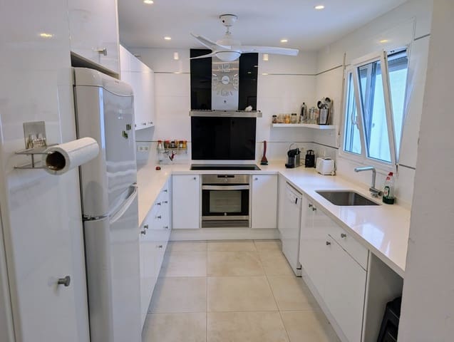 4 soverom Villa til salgs i Benissa med svømmebasseng - € 599 500 (Ref: 9972500)