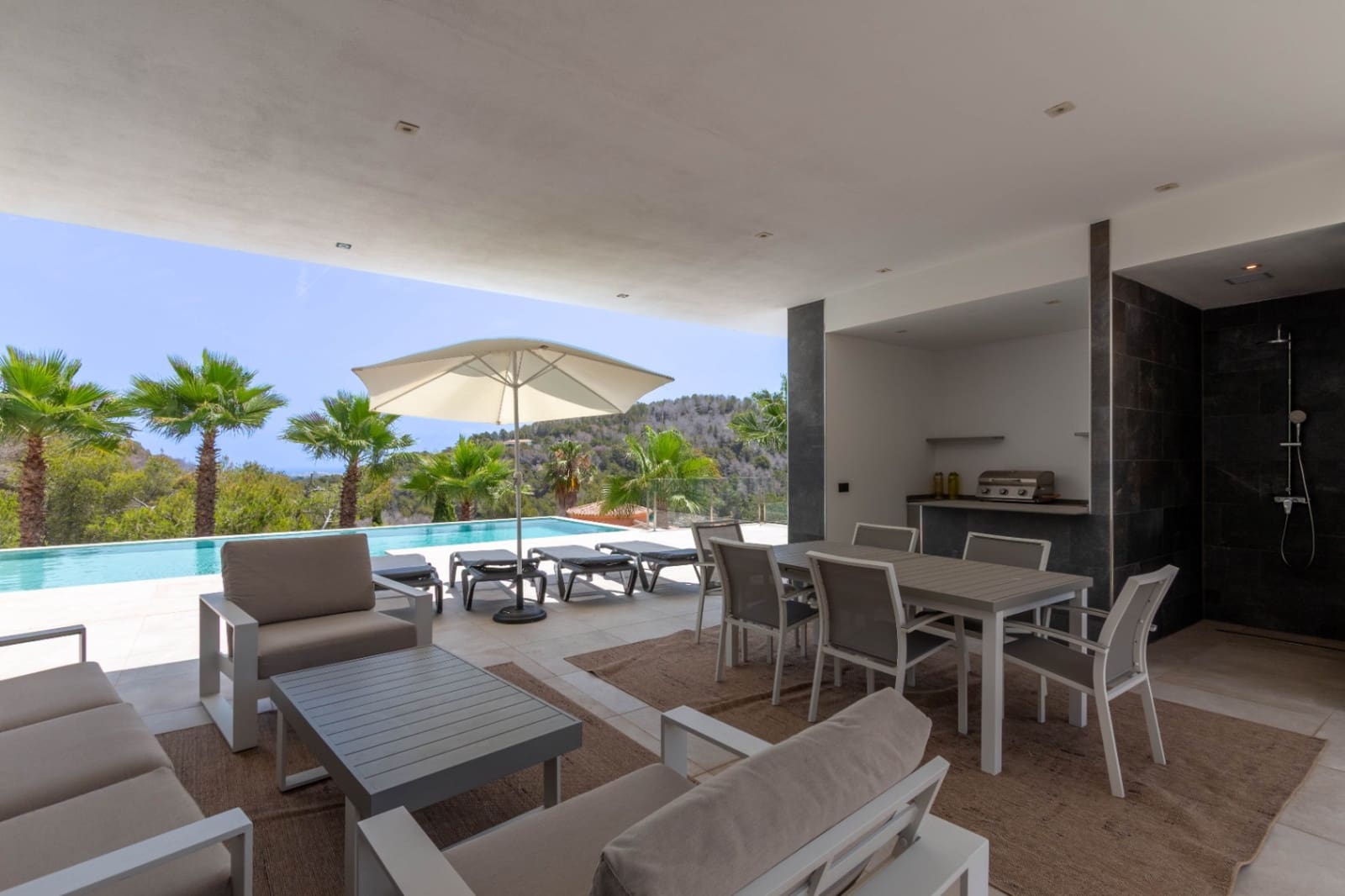 3 slaapkamer Villa te koop in Adsubia met zwembad garage - € 1.620.000 (Ref: 9972501)
