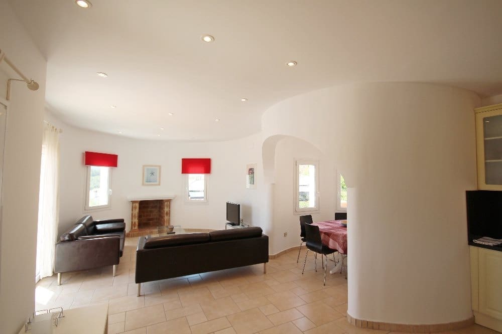 3 soveværelse Villa til salg i Adsubia med swimmingpool garage - € 750.000 (Ref: 9972502)