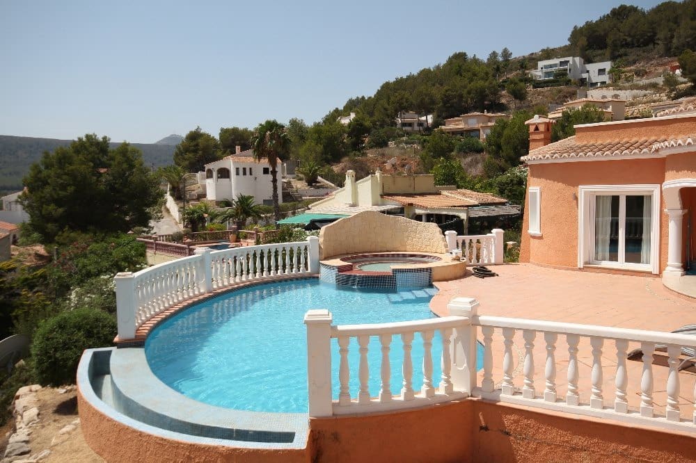 3 soveværelse Villa til salg i Adsubia med swimmingpool garage - € 750.000 (Ref: 9972502)