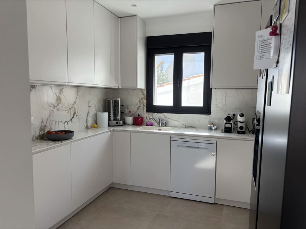 2 sovrum Villa till salu i Denia med pool garage - 699 000 € (Ref: 9972503)