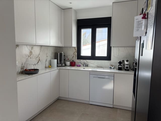 Chalet de 2 habitaciones en Dénia en venta con piscina garaje - 699.000 € (Ref: 9972503)
