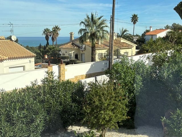 Chalet de 2 habitaciones en Dénia en venta con piscina garaje - 699.000 € (Ref: 9972503)