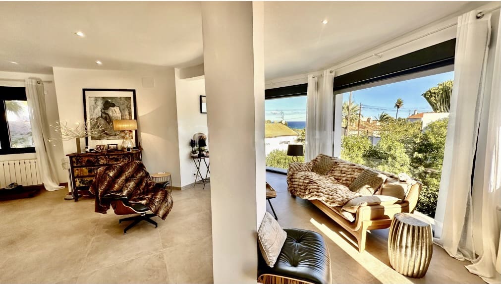 2 sovrum Villa till salu i Denia med pool garage - 699 000 € (Ref: 9972503)