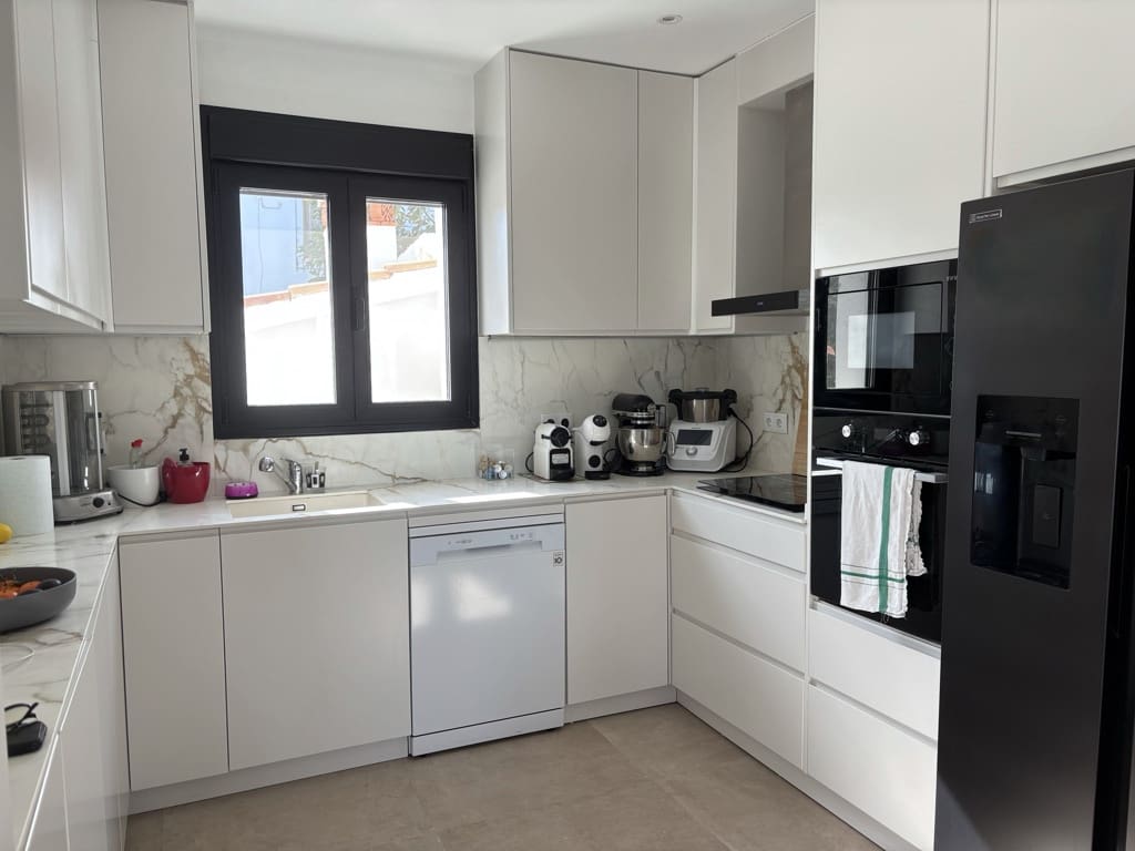 2 sovrum Villa till salu i Denia med pool garage - 699 000 € (Ref: 9972503)
