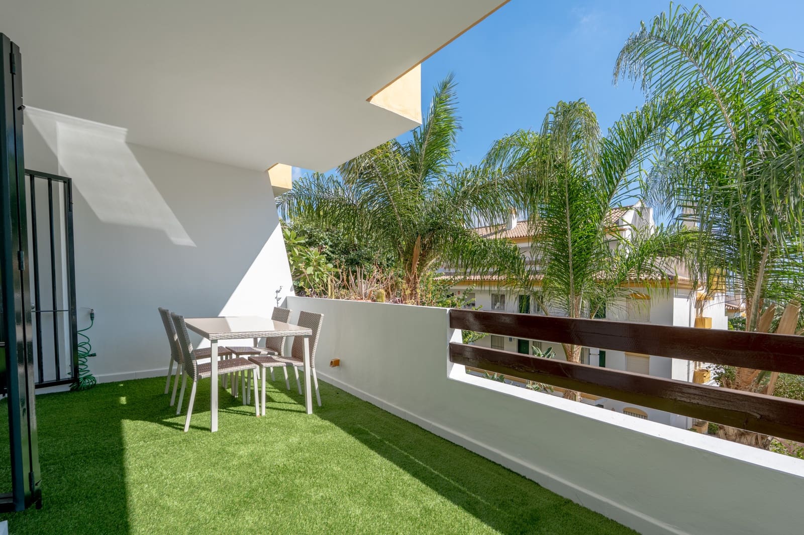 2 sypialnia Apartament na sprzedaż w La Cala de Mijas z basenem garażem - 299 900 € (Ref: 10161257)